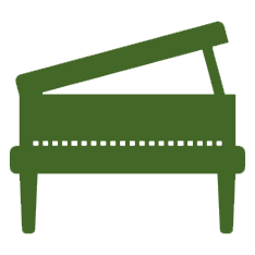 Sala com piano e varanda ao ar livre